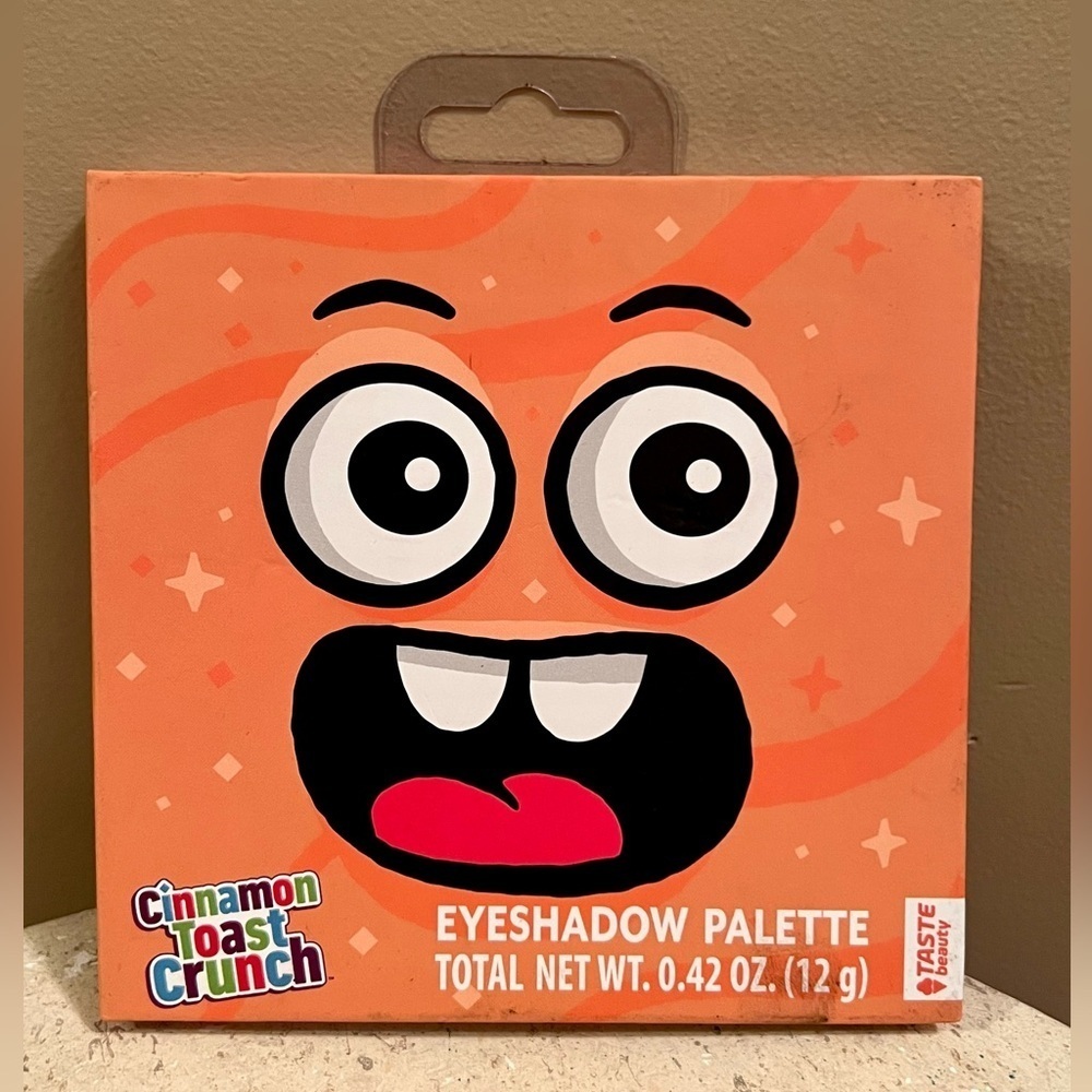 Taste beauty cinnamon toast crunch eyeshadow palette - Picture 2 of 5